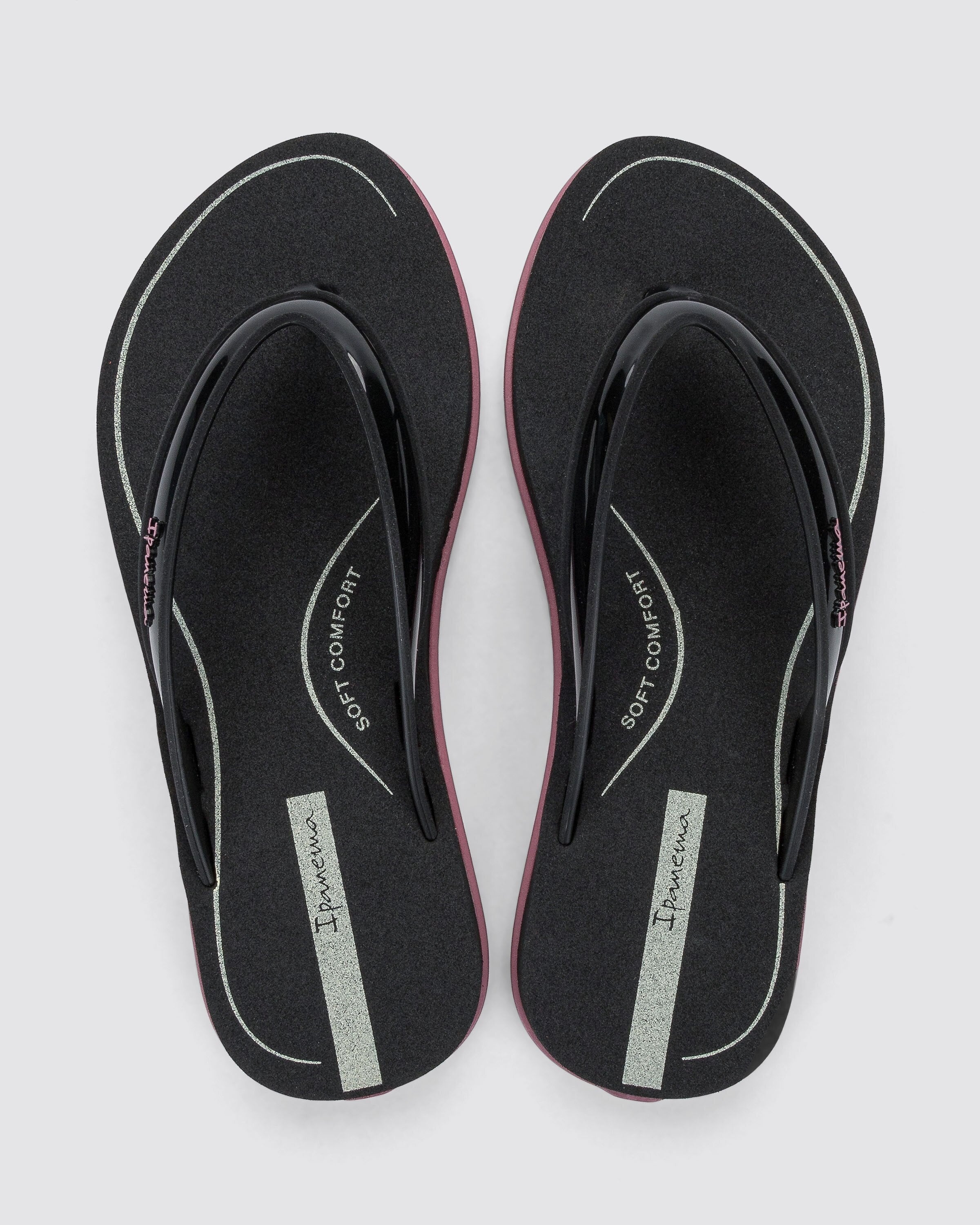 Chinelo de Dedo Preta Rio UP Comfy Ipanema