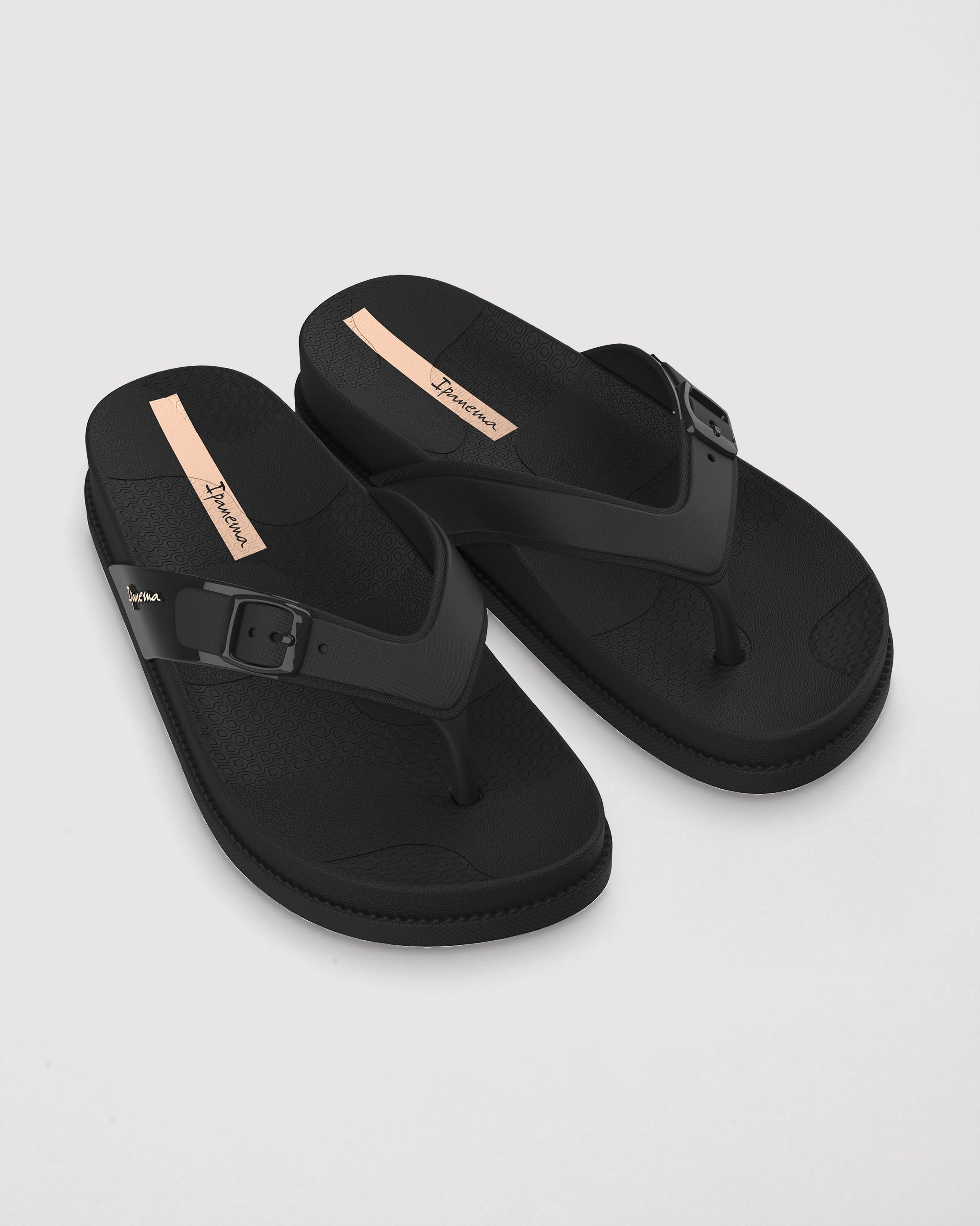 Chinelo de Dedo Preto Leme Ipanema