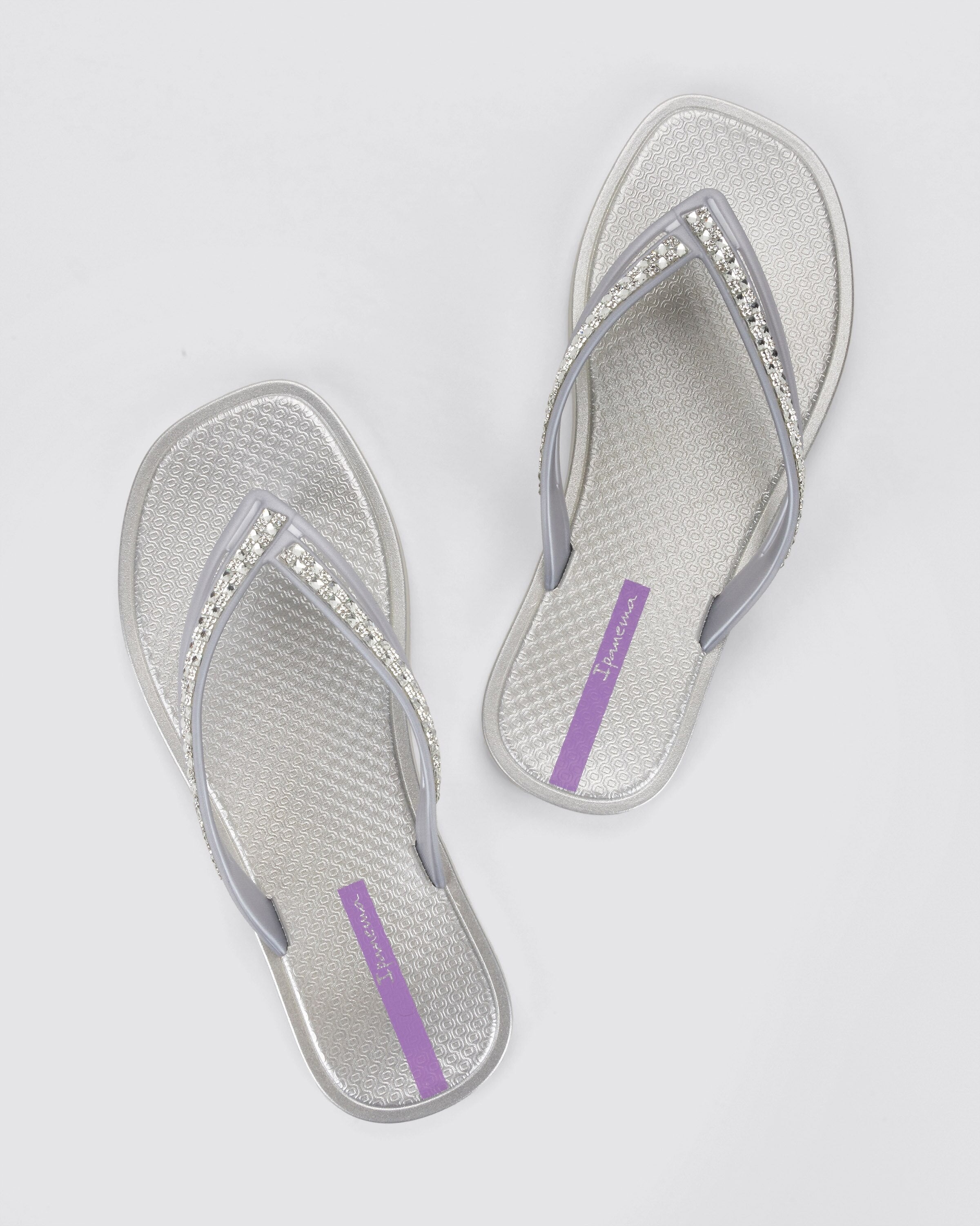 Chinelo de Dedo Cinza Cristal Ipanema